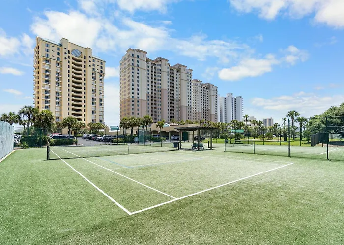 Colony W7c - Covered Parking Included *