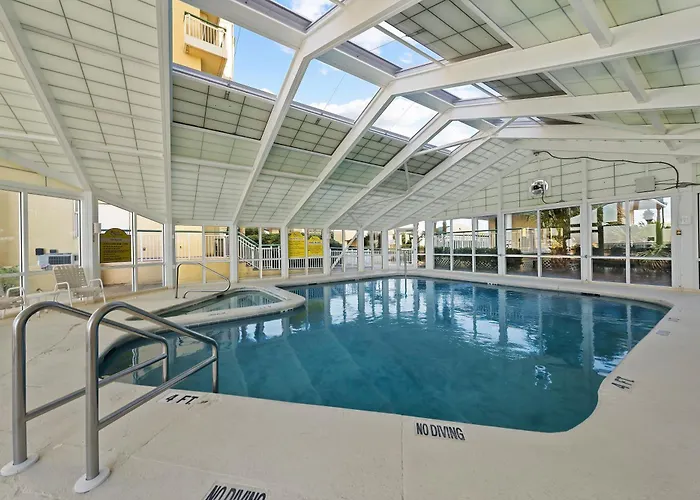Colony W7c - Covered Parking Included *