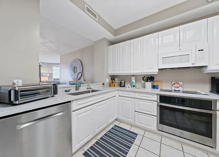 Colony W7c - Covered Parking Included Apartment Pensacola