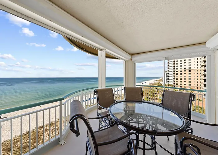 Apartment Colony W7c - Covered Parking Included